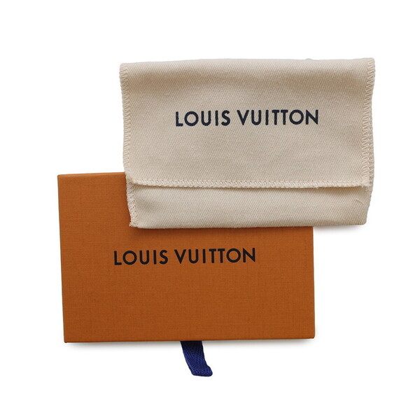 LOUIS VUITTON White Pearl Monogram Charm Bracelet - Picture 11 of 11